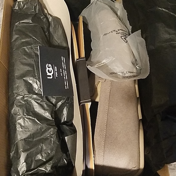 Uggs for Men - Picture 5 of 6